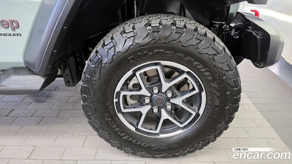 Jeep Wrangler — фото 5