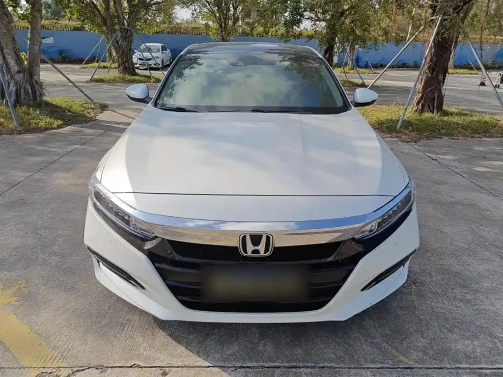 Honda Accord — фото 4