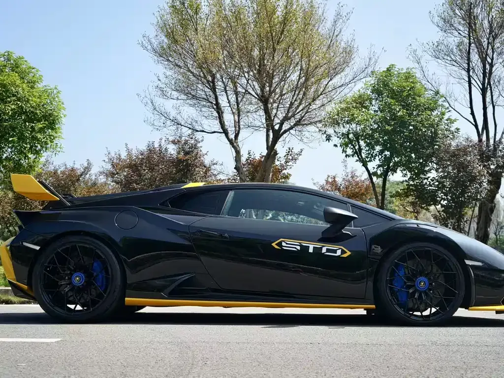 Lamborghini Huracan 2022 из CN, фото 3