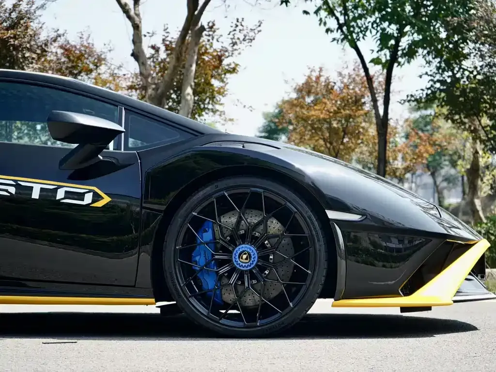 Lamborghini Huracan 2022 из CN, фото 6