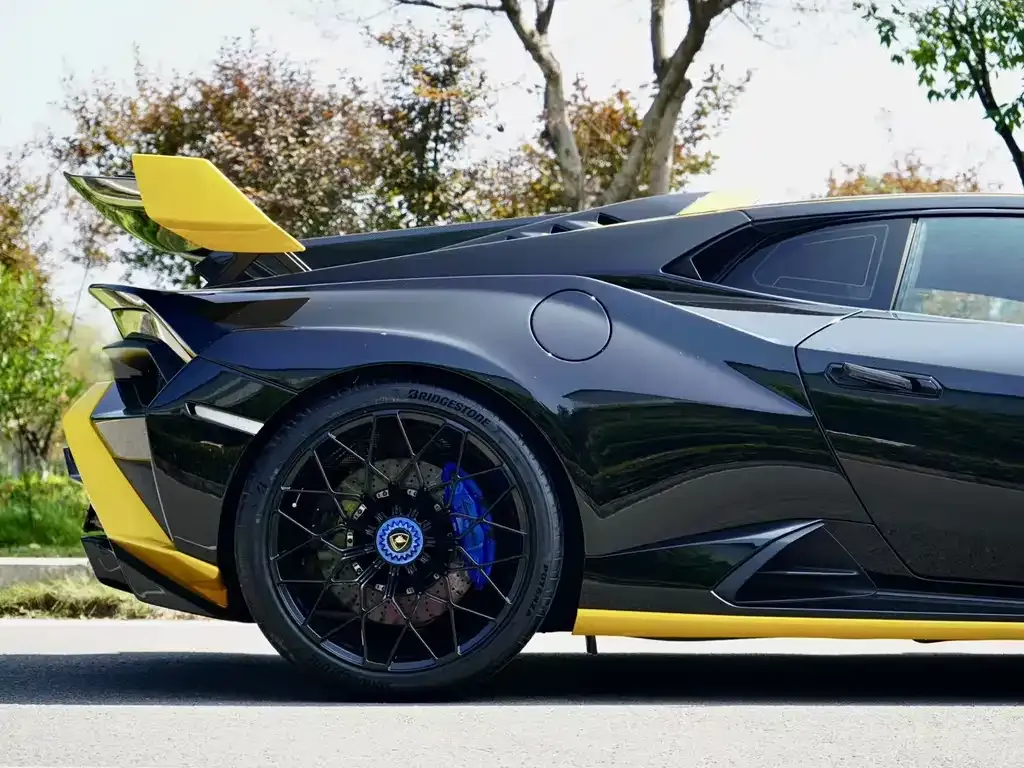 Lamborghini Huracan 2022 из CN, фото 7