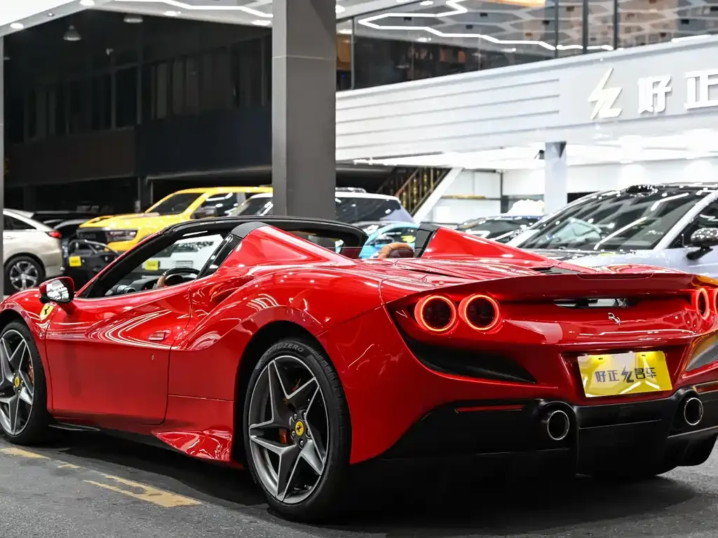 Ferrari F8 2023 из CN, фото 5