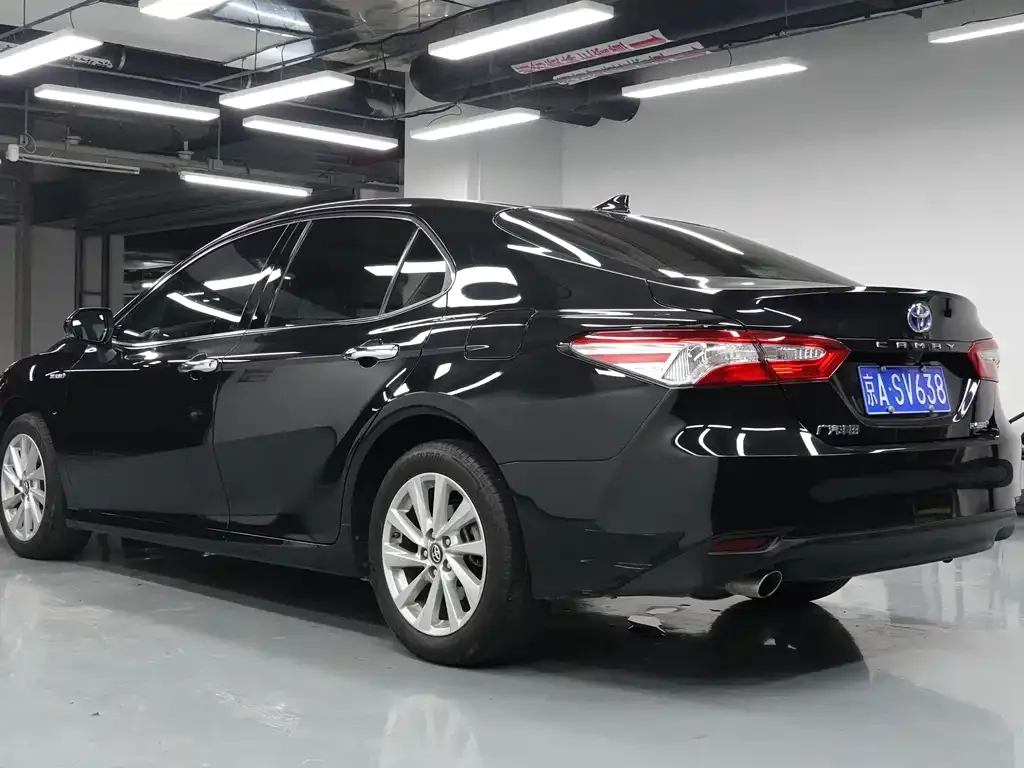 Toyota Camry 2021 из CN, фото 6