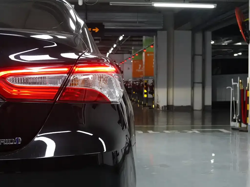 Toyota Camry 2021 из CN, фото 7