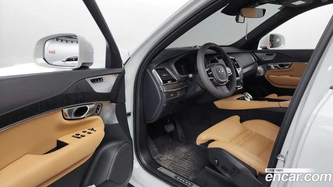 Volvo XC90 2025 из KR, фото 10