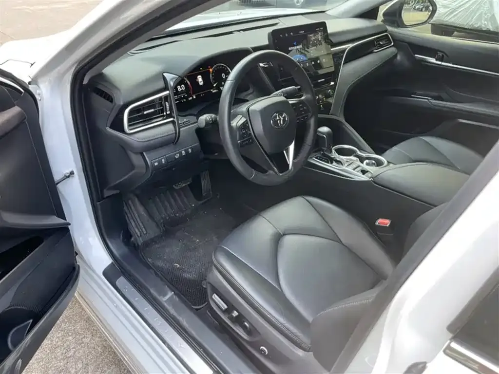 Toyota Camry 2024 из CN, фото 9