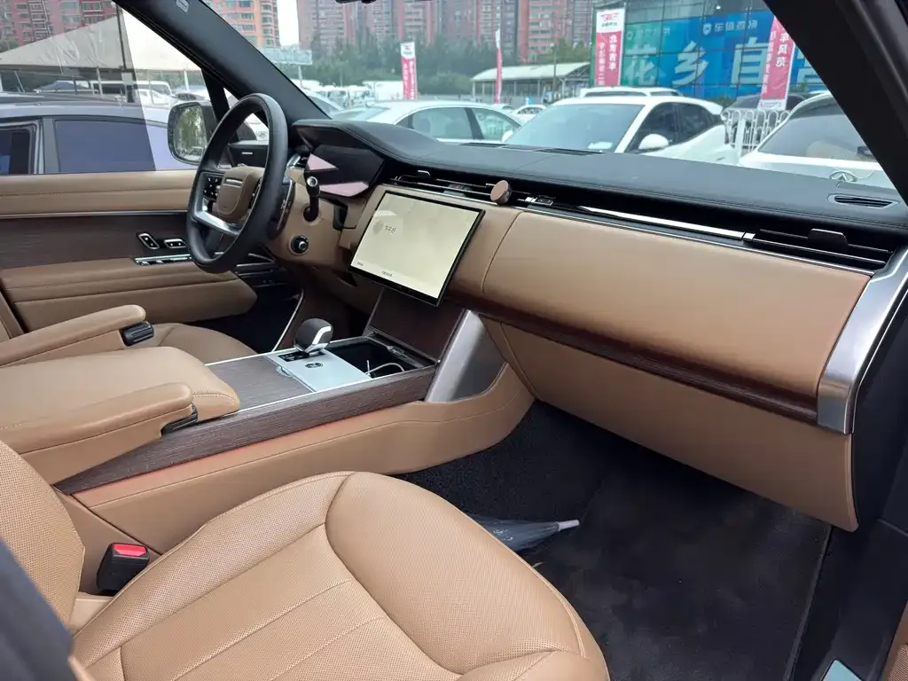 Land Rover Range Rover 2025 из CN, фото 4