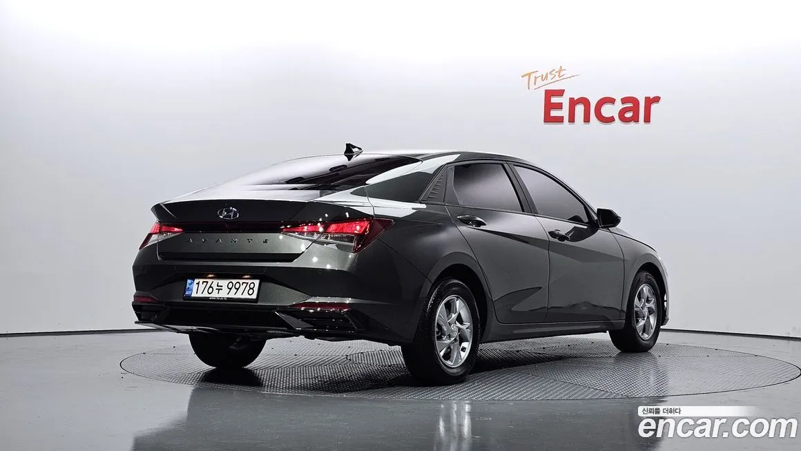 Hyundai AVANTE — фото 2