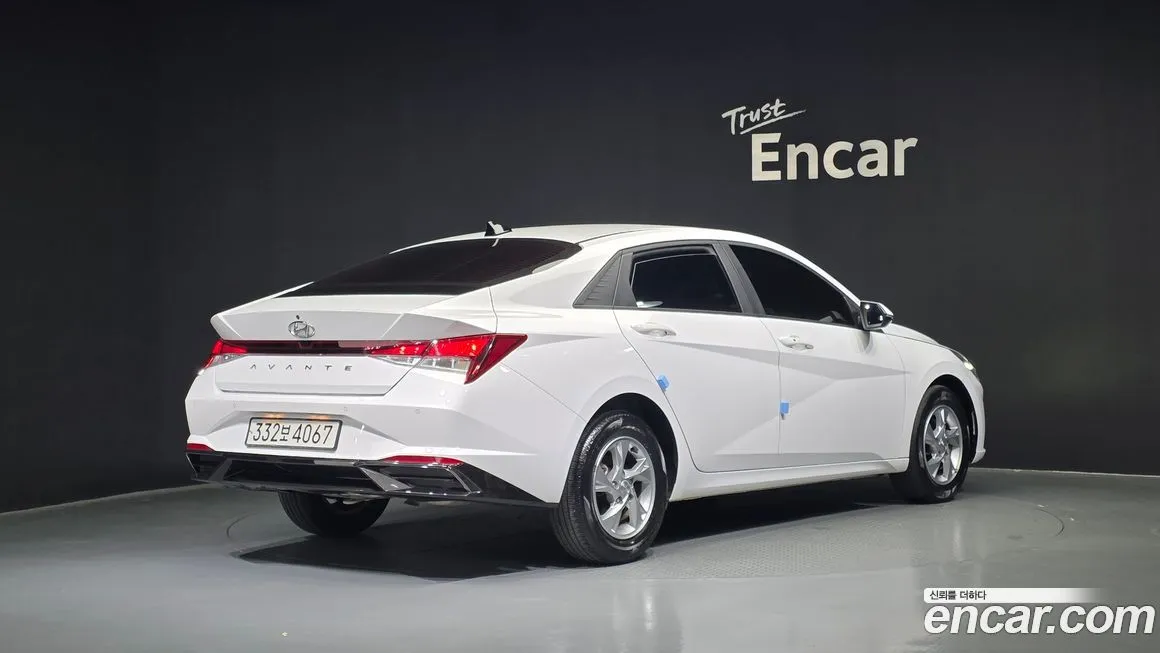 Hyundai AVANTE — фото 2