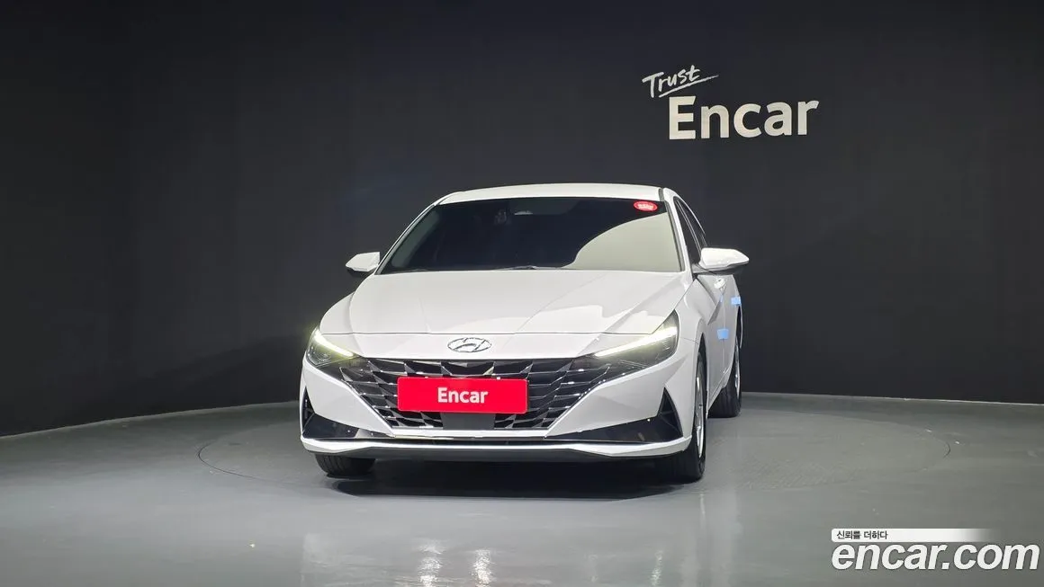 Hyundai AVANTE — фото 3