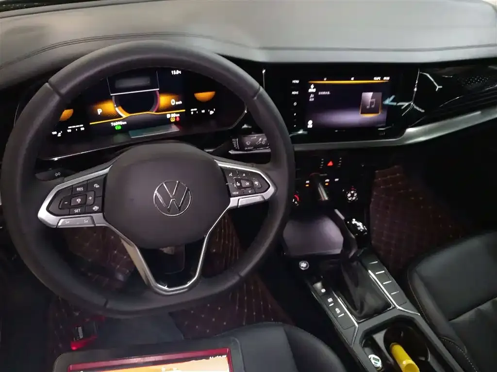 Volkswagen Passat 2023 из CN, фото 10