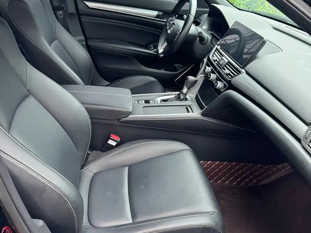 Honda Inspire 2023 из CN, фото 10