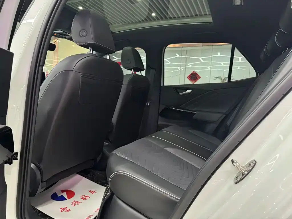 Volkswagen ID.3 2024 из CN, фото 9