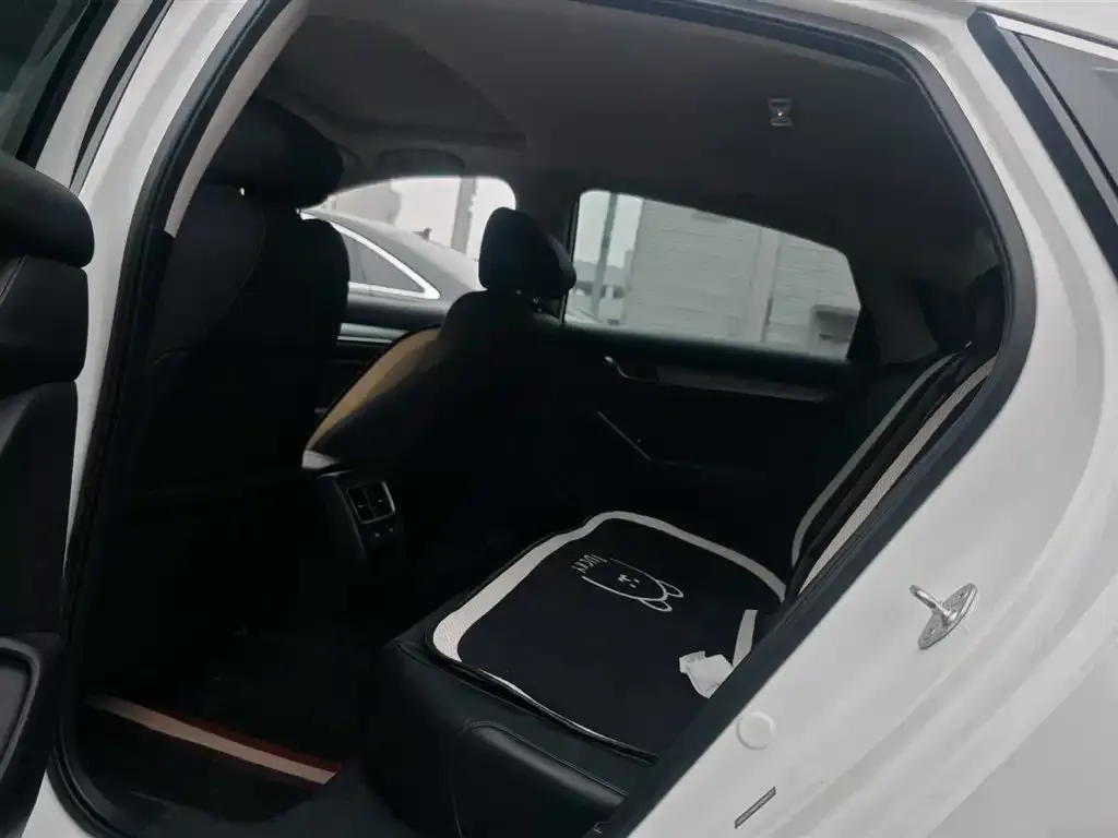 Honda Accord 2023 из CN, фото 4