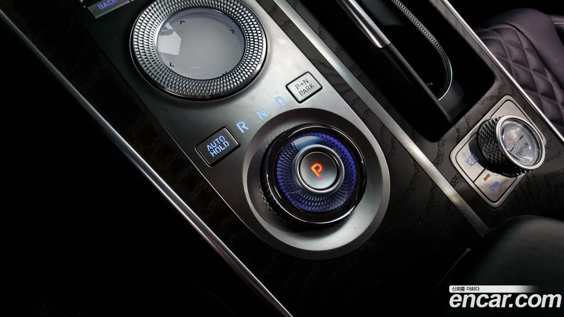 Genesis GV80 — фото 9