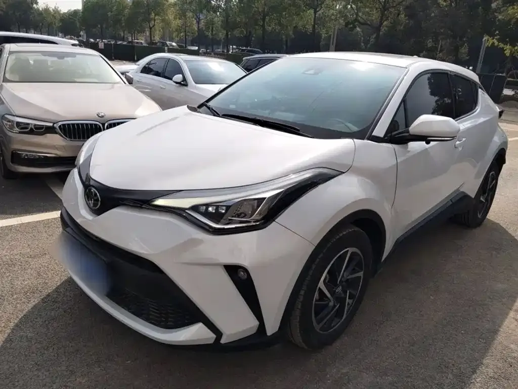 Toyota C-HR — фото 2