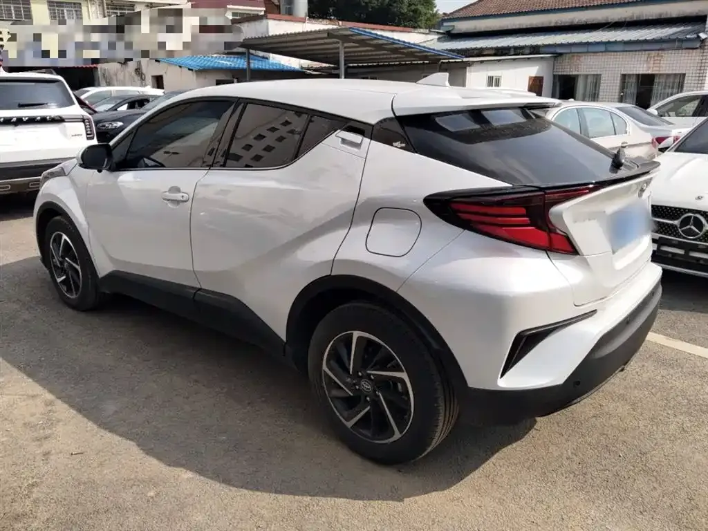 Toyota C-HR — фото 5