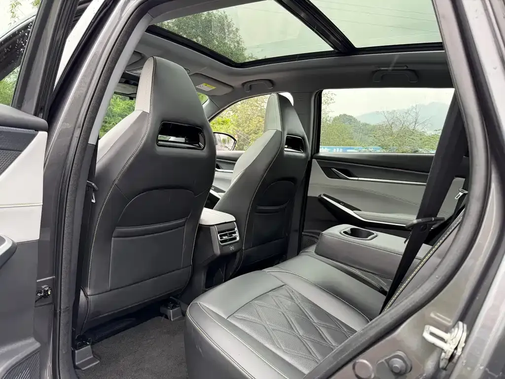 Changan CS75PLUS — фото 10
