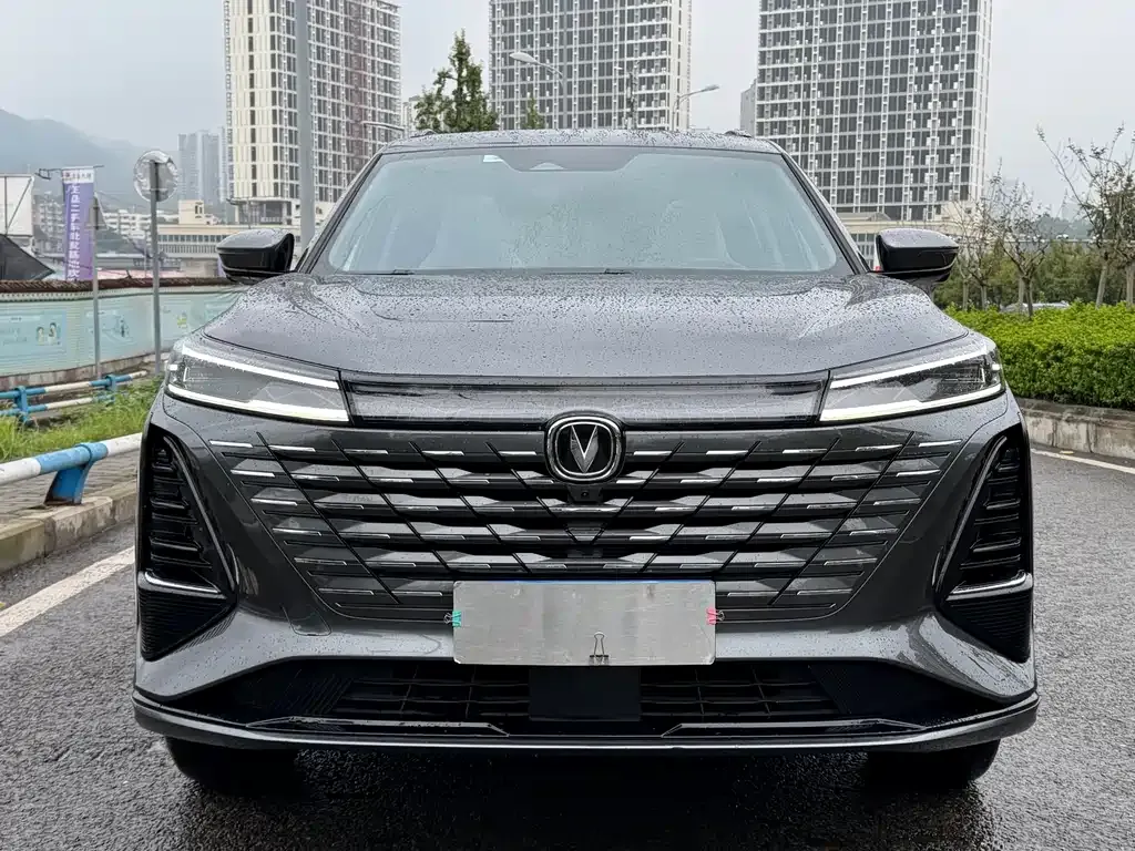 Changan CS75PLUS — фото 2