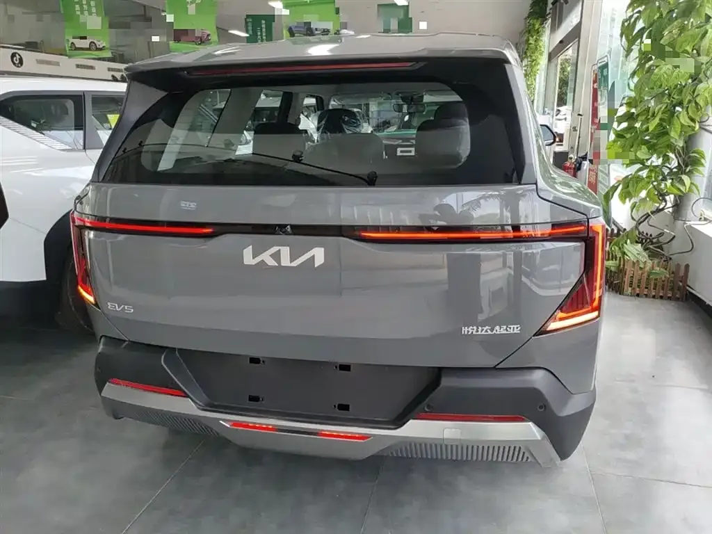 Kia EV5 2025 из CN, фото 6