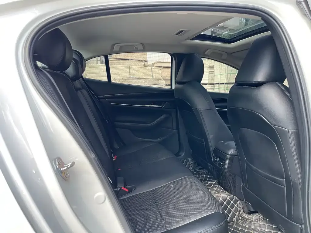 Mazda 3 Axela 2021 из CN, фото 9