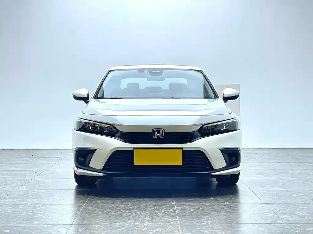 Honda Civic 2024 из CN, фото 2