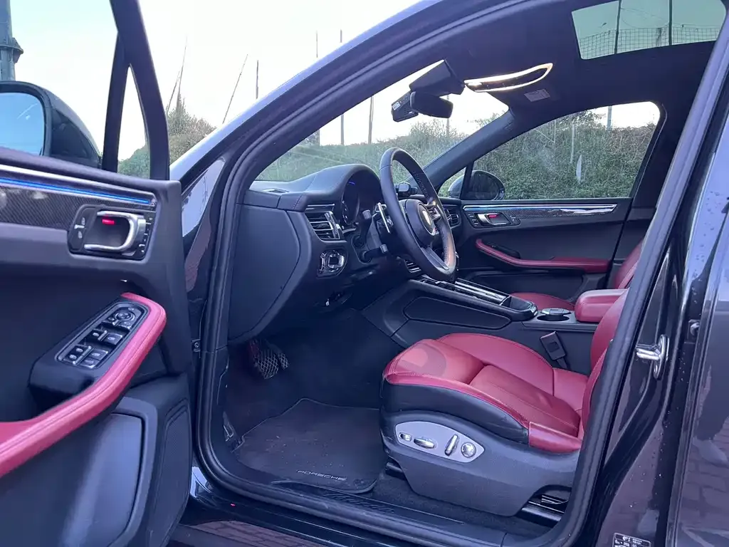 Porsche Macan 2022 из CN, фото 4