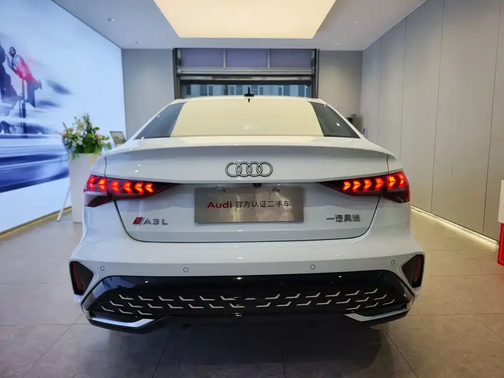 Audi A3 2025 из CN, фото 4