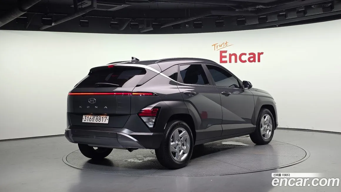 Hyundai Kona — фото 2