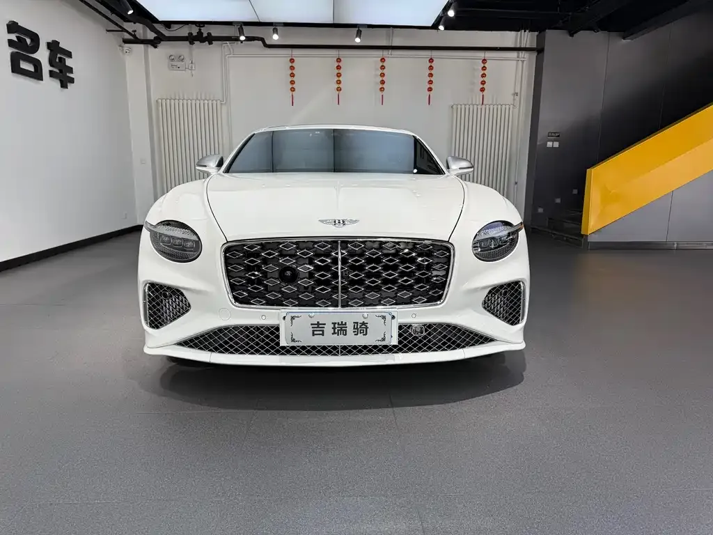 Bentley Continental PHEV 2025 из CN, фото 2