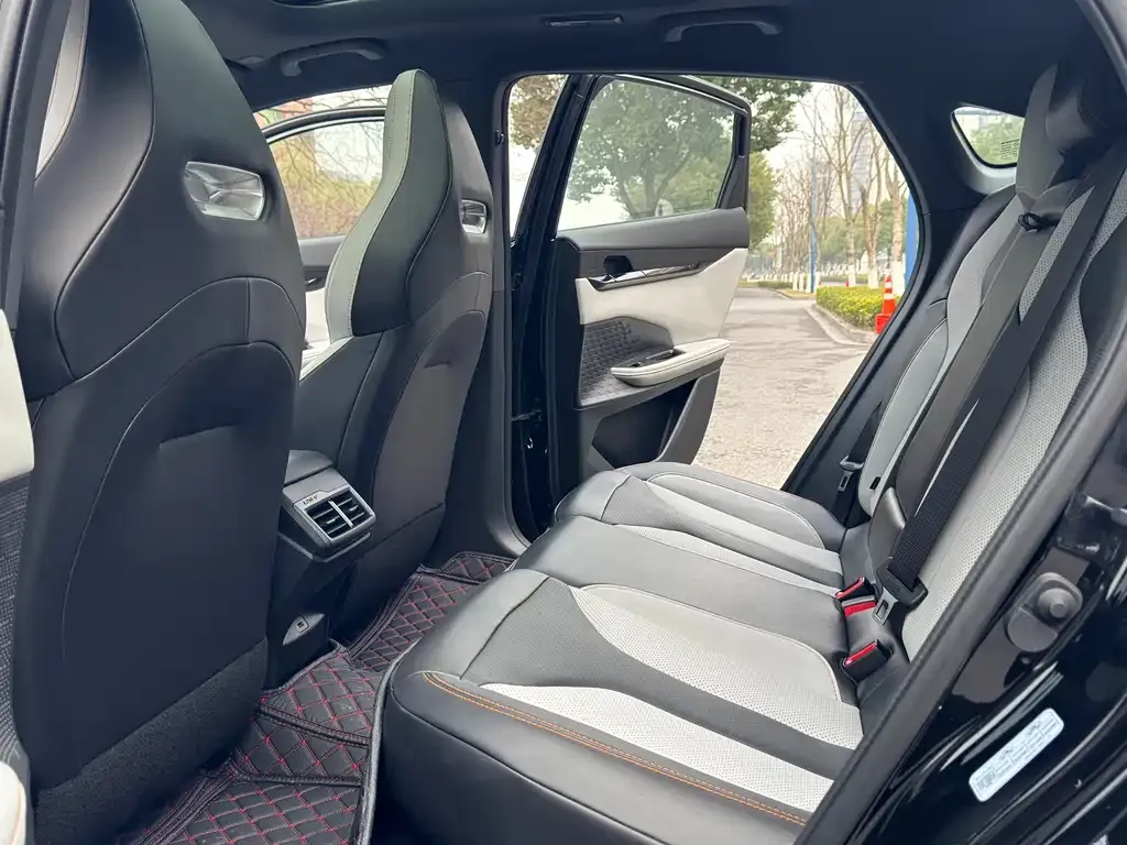 Changan UNI-V iDD 2024 из CN, фото 9
