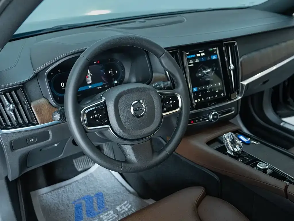Volvo S90 2022 из CN, фото 8