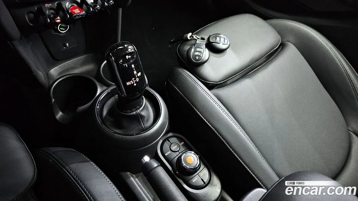 Mini Cooper 2021 из KR, фото 9