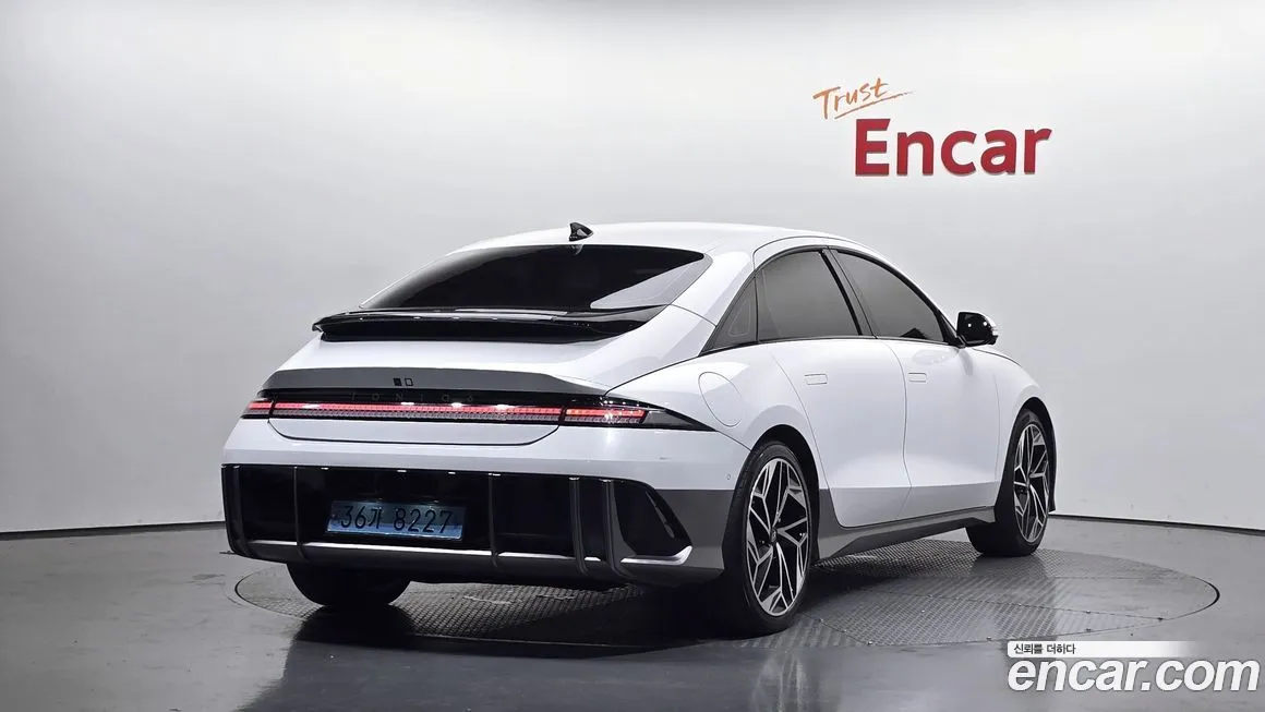 Hyundai Ioniq6 — фото 2