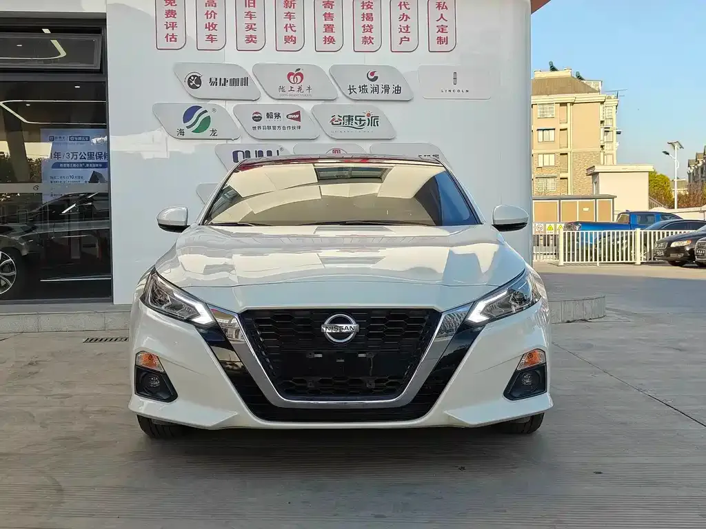 Nissan Teana 2021 из CN, фото 2