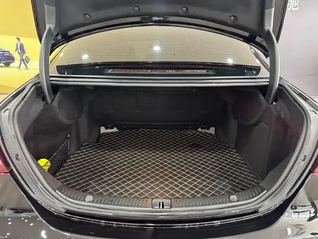 Mercedes-Benz E-Class 2022 из CN, фото 7
