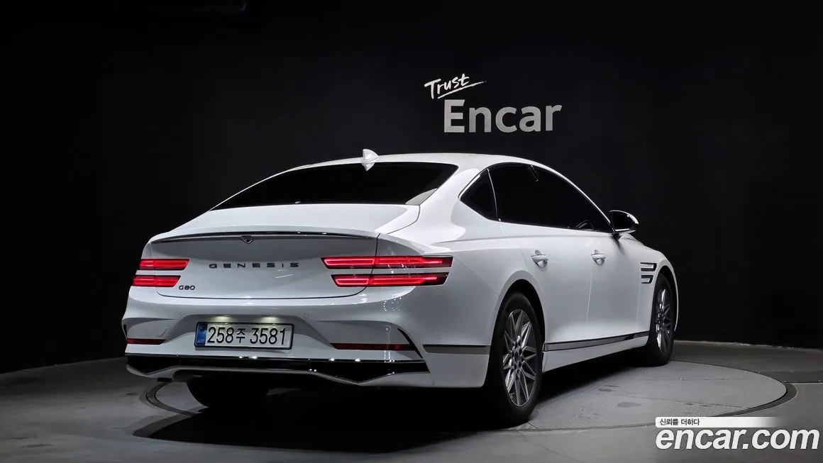 Genesis G80 — фото 2
