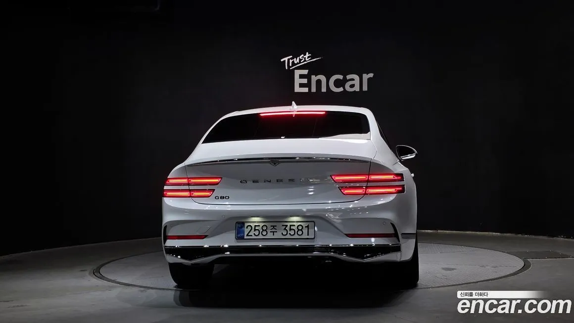 Genesis G80 — фото 4