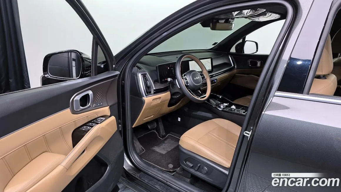 Kia Sorento — фото 10