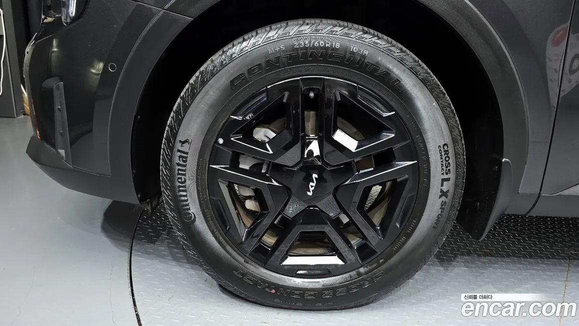 Kia Sorento — фото 5