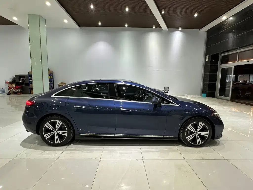 Mercedes-Benz EQE 2023 из CN, фото 4