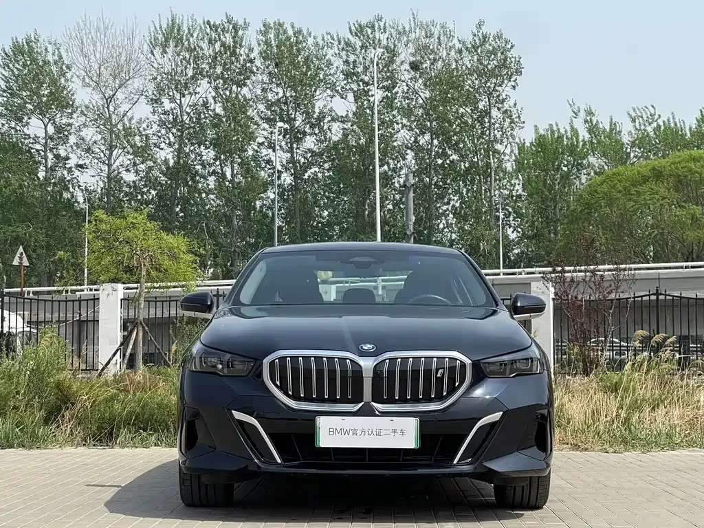 BMW i5 2024 из CN, фото 2