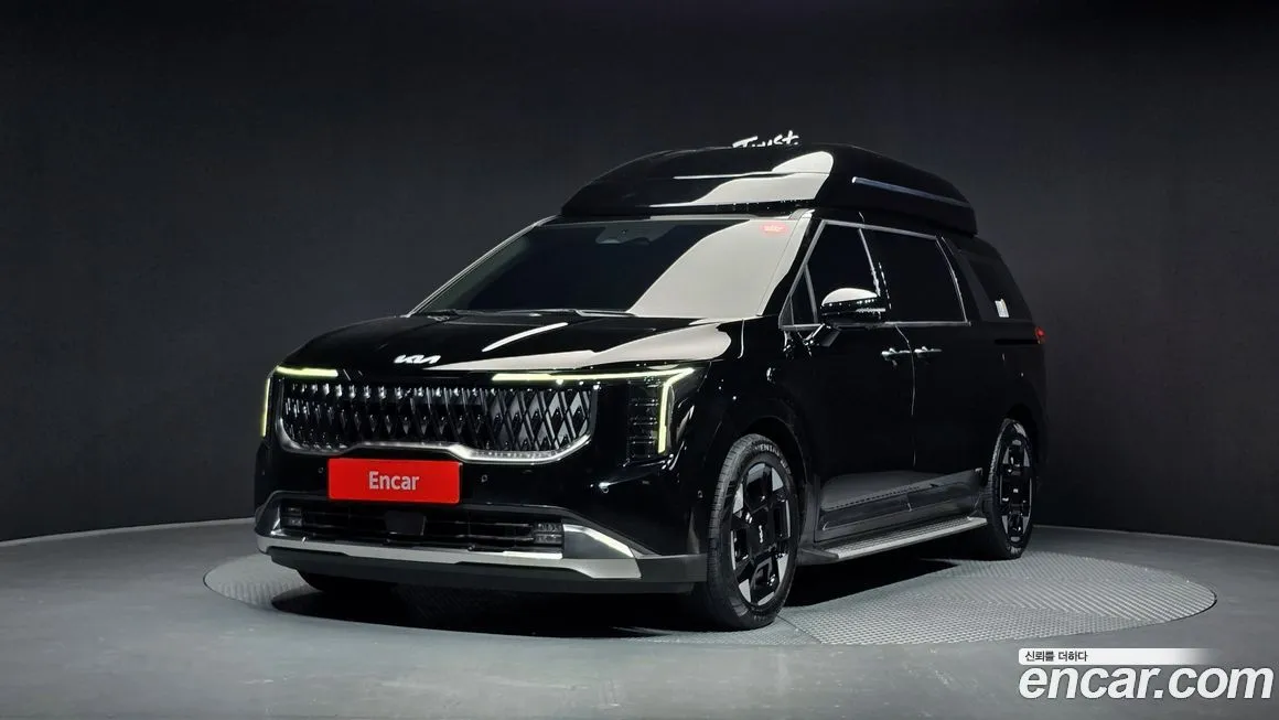 Kia Carnival — фото 1