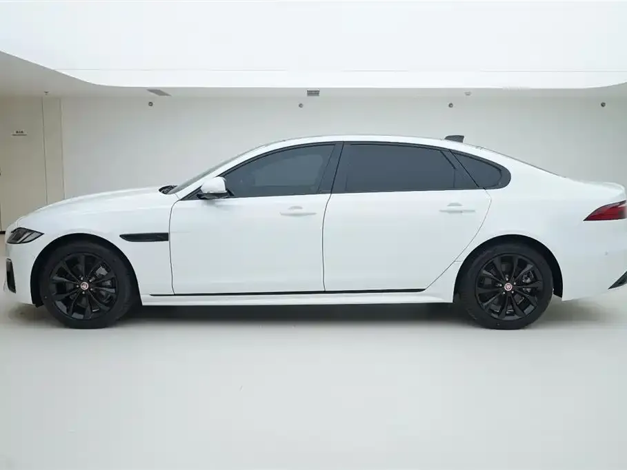 Jaguar XFL 2022 из CN, фото 3