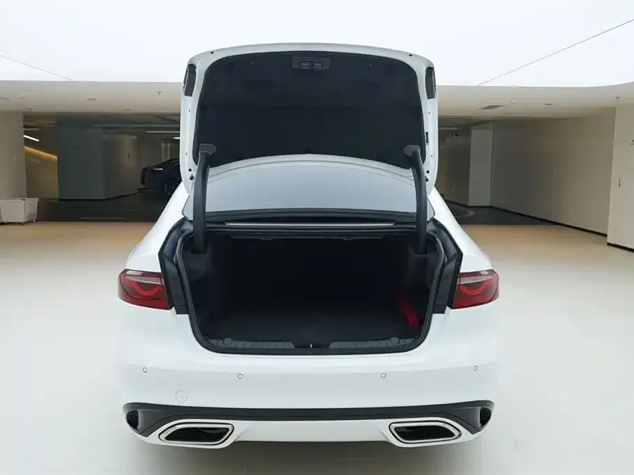 Jaguar XFL 2022 из CN, фото 6