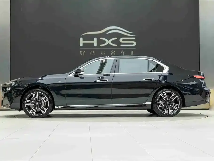 BMW 7 Series 2025 из CN, фото 3