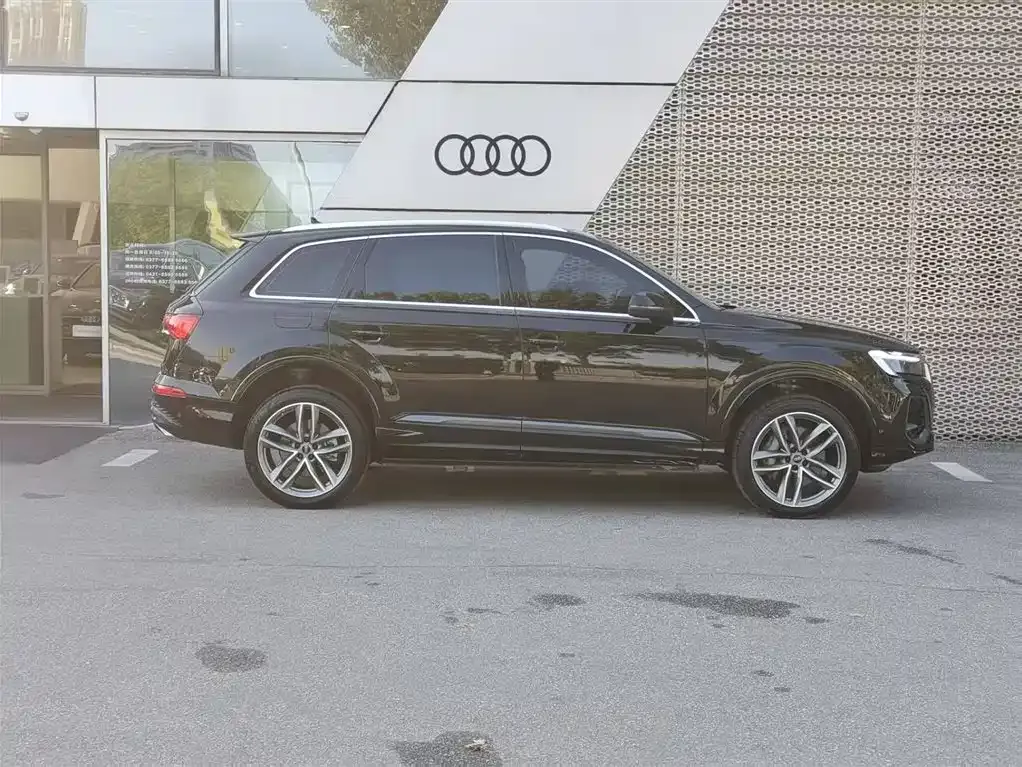Audi Q7 — фото 4