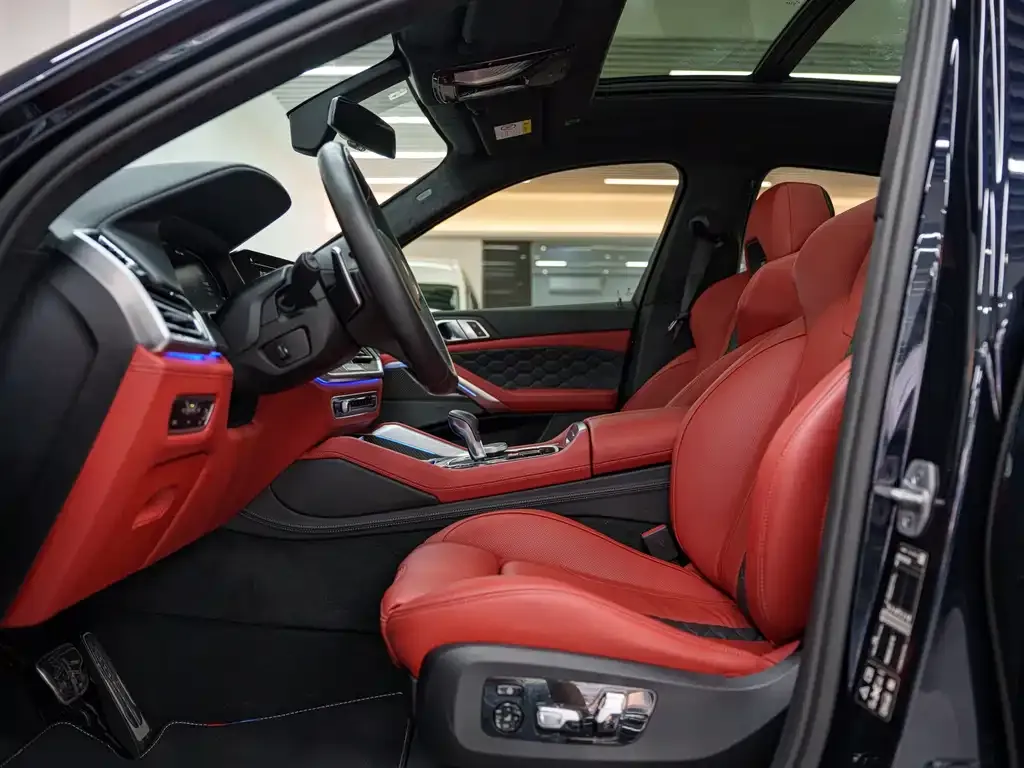 BMW X6 M 2023 из CN, фото 6