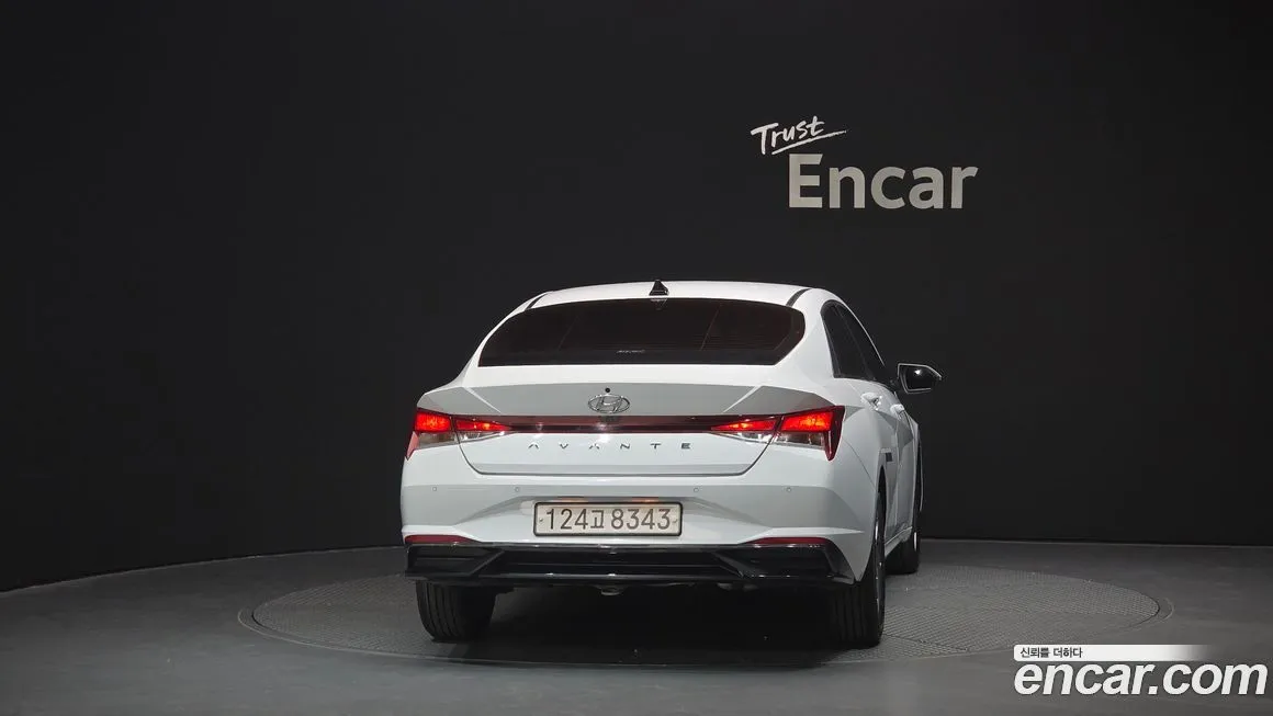 Hyundai AVANTE 2022 из KR, фото 4