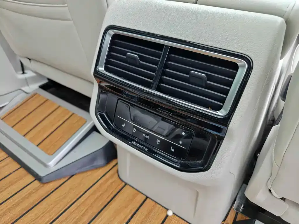 Volkswagen Viloran 2024 из CN, фото 9